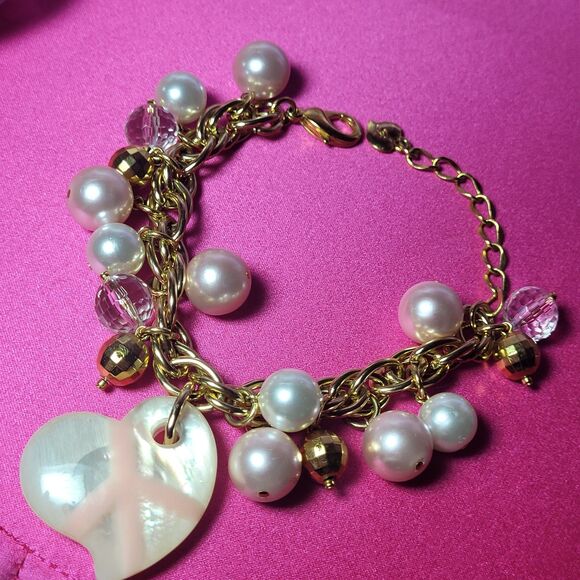Glamorous Jane Acrylic Charm Bracelet Faux Gold Pearl Shell Boho Beach Jewelry - Picture 4 of 10